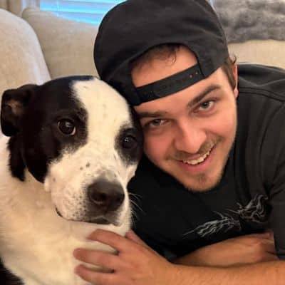Alex F. Holly Springs Pet Sitter and Dog Walker
