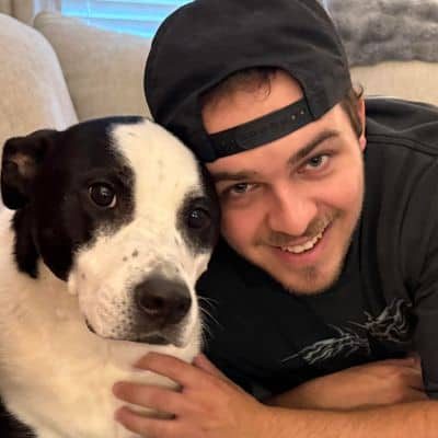 Alex F. Holly Springs Pet Sitter and Dog Walker
