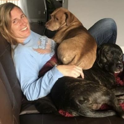 Jenny G. Apex Pet Sitter