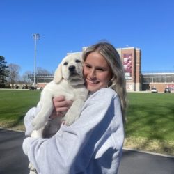 Madelyn B. Raleigh overnight and pet sitter Madelyn B. Raleigh overnight and pet sitter