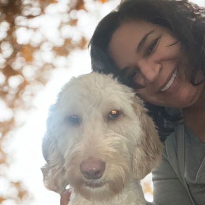 Minerva M. Apex Pet Sitter Minerva M. Apex Pet Sitter